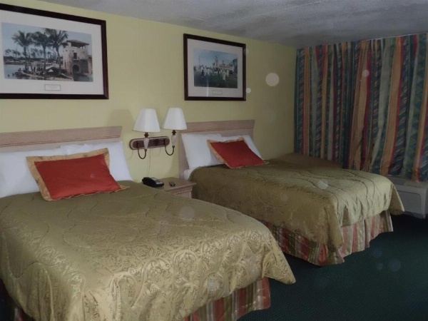America's Best Inn Lakeland image 11